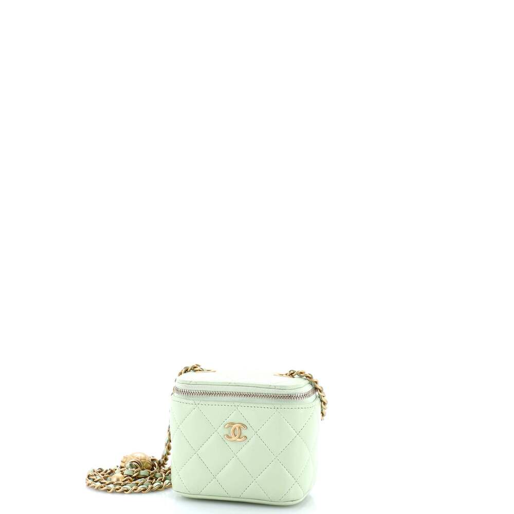 Chanel Pearl Crush Vanity Case With #219348C39B - Picture 2 of 6